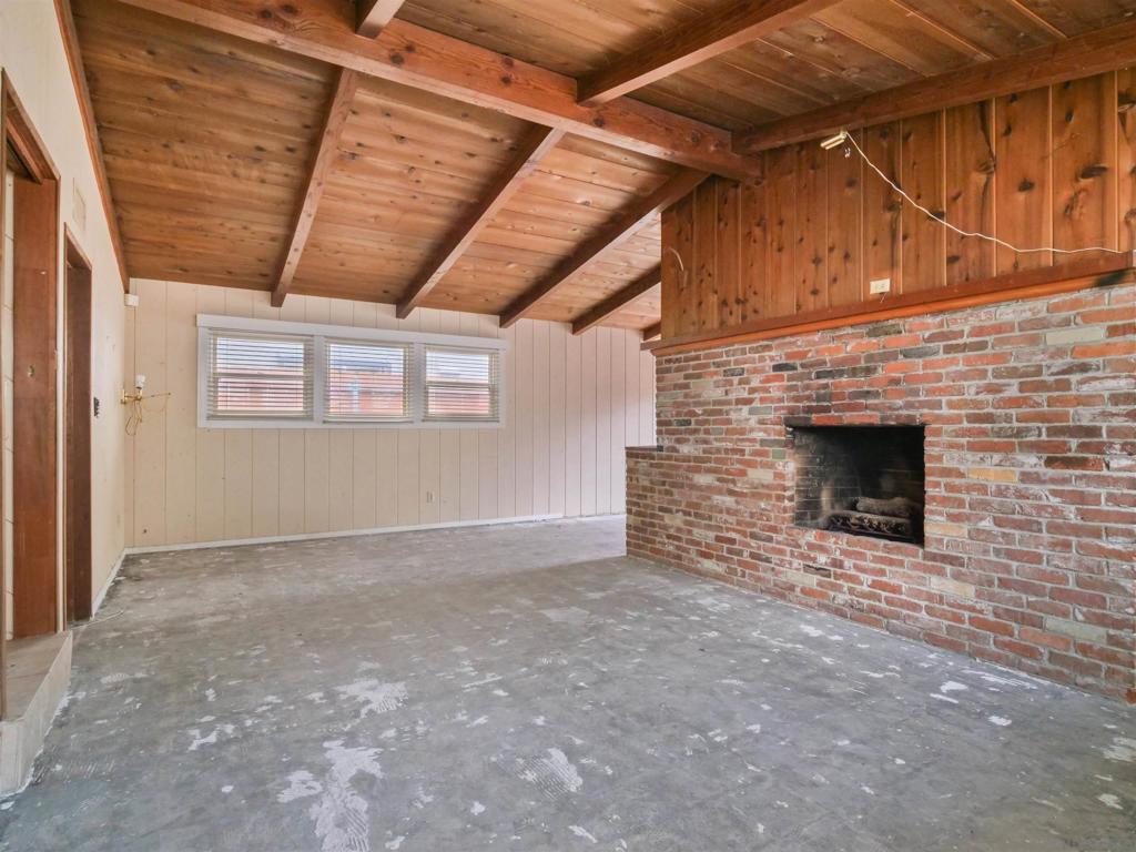 Mission Beach - Residential Income
