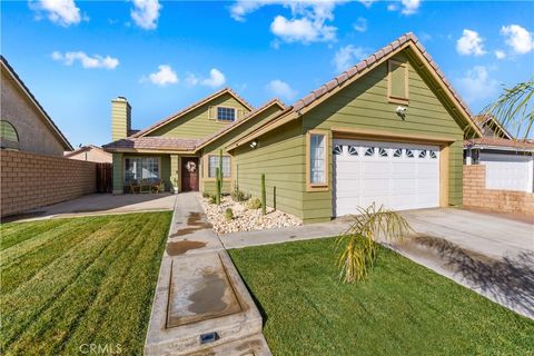 Photo of 36843 Hillcrest Dr, Palmdale, CA 93552 (MLS # SR26025637)