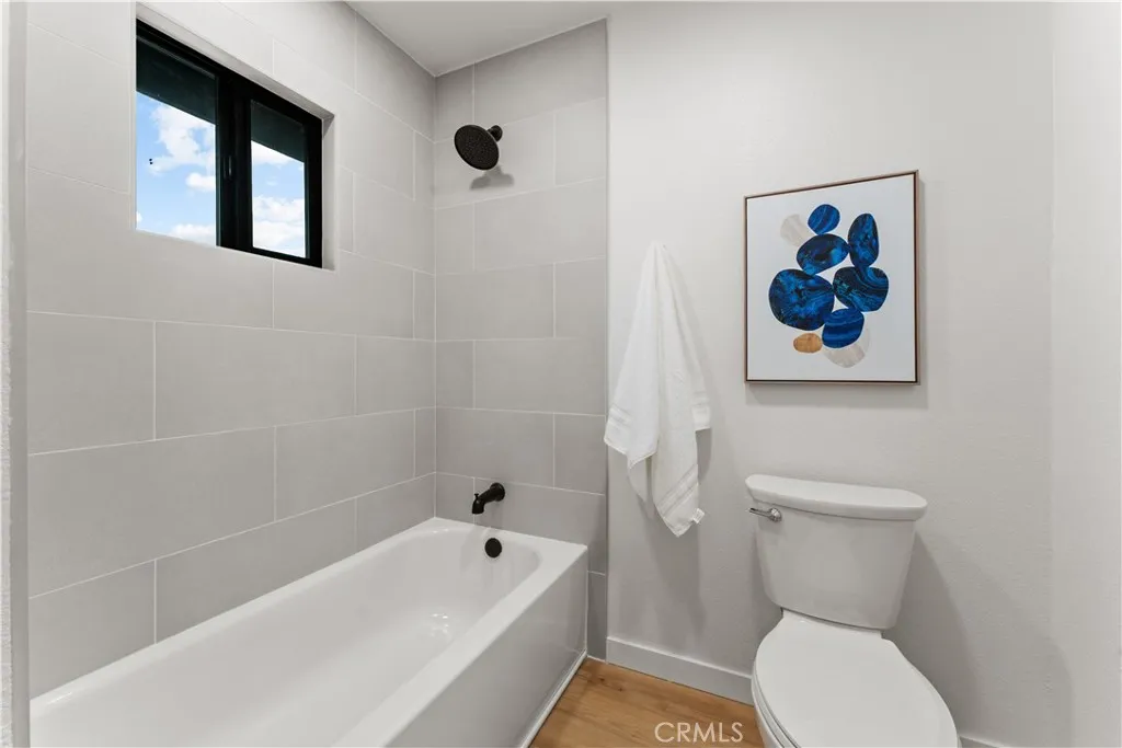 San Marcos, California 92078, United States, 4 Bedrooms Bedrooms, ,3 BathroomsBathrooms,Residential,Active,243682