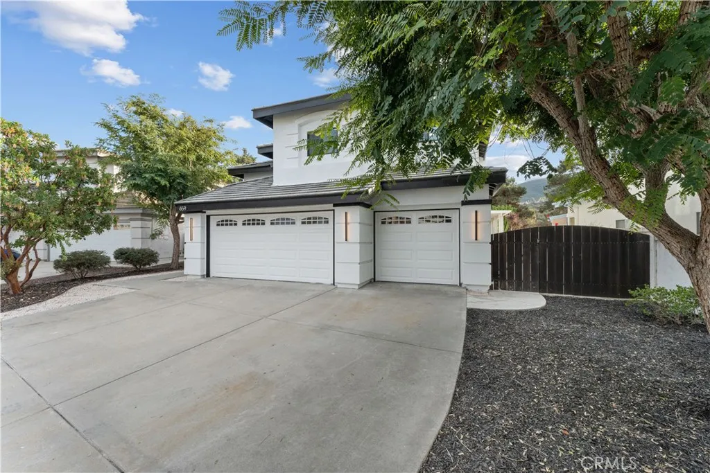 San Marcos, California 92078, United States, 4 Bedrooms Bedrooms, ,3 BathroomsBathrooms,Residential,Active,243682