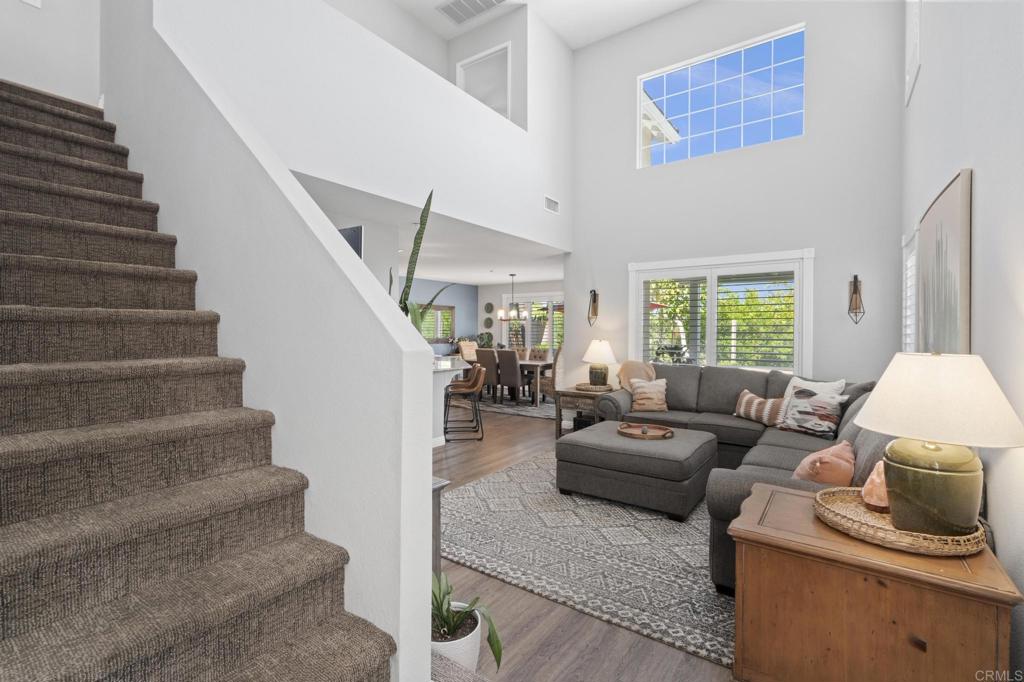 1678 Carriage Circle