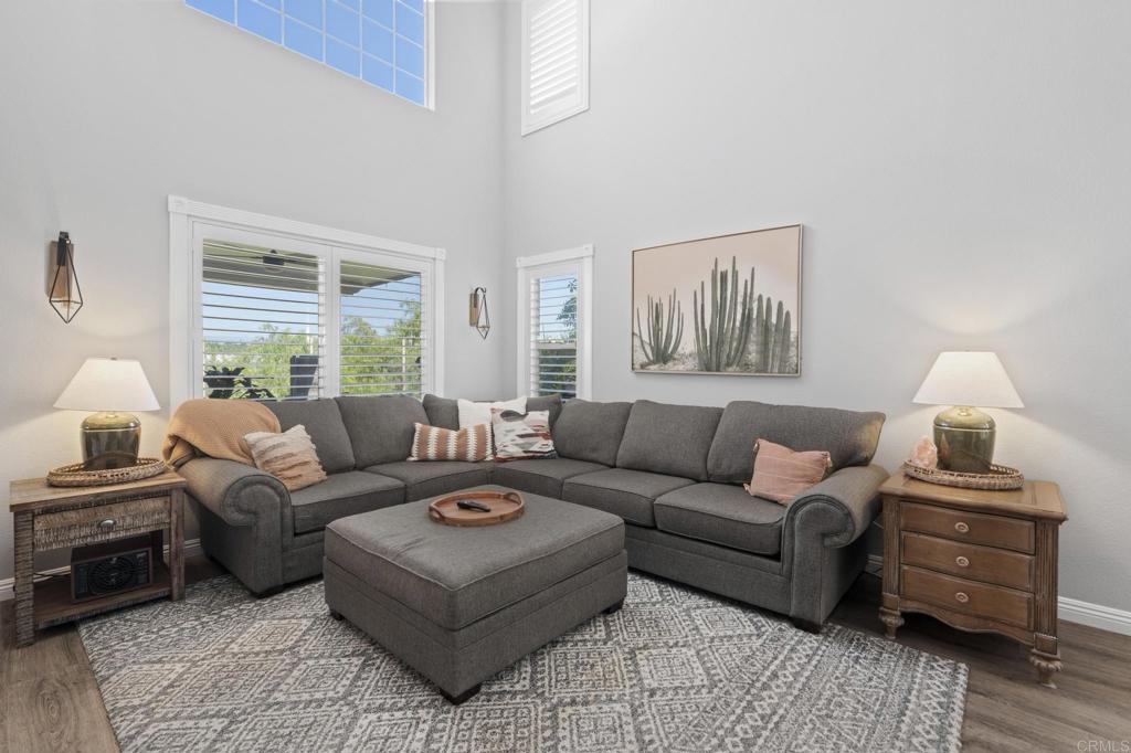 1678 Carriage Circle