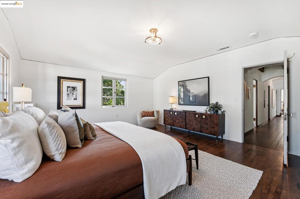 PIEDMONT BORDER - Residential