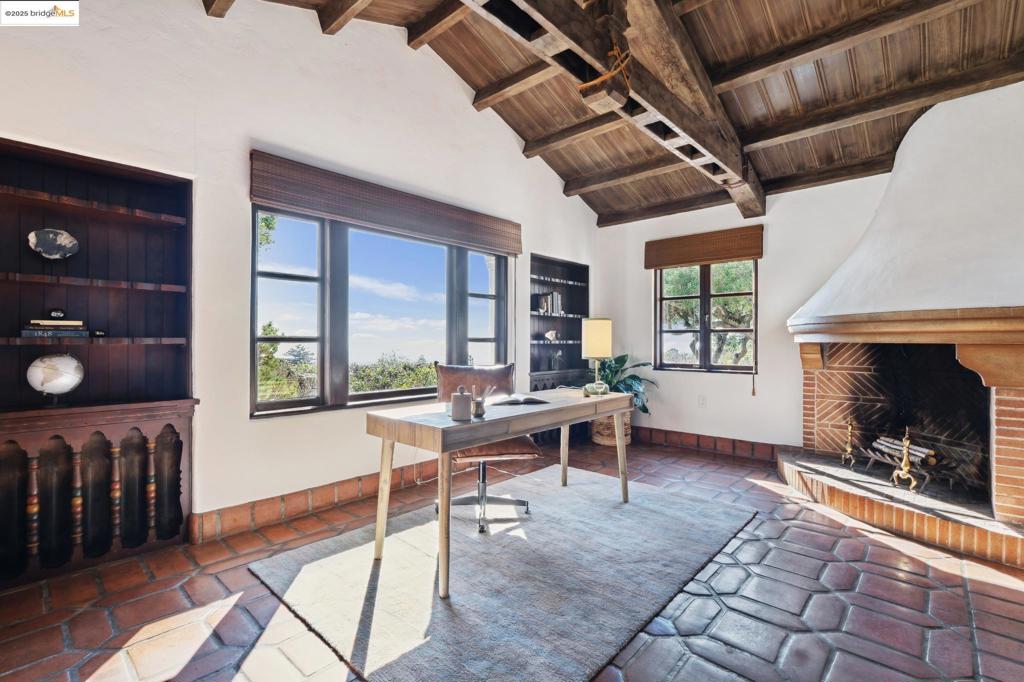 PIEDMONT BORDER - Residential