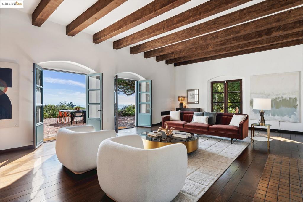 PIEDMONT BORDER - Residential