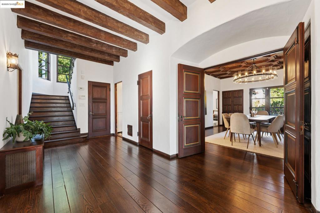 PIEDMONT BORDER - Residential