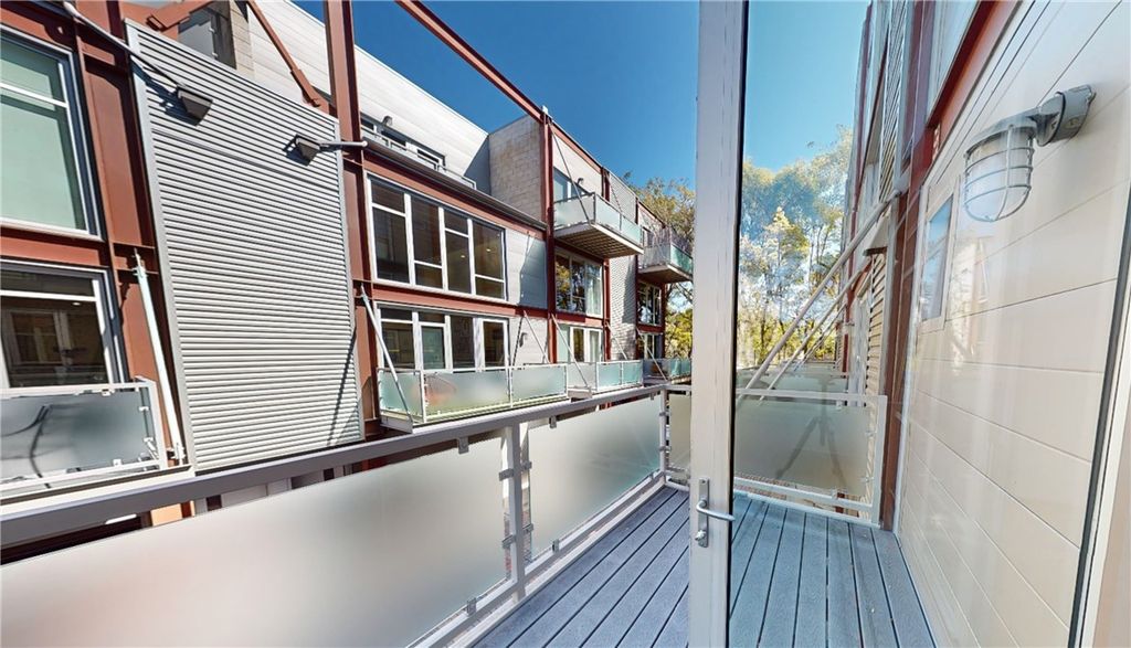 Photo of 3450 Cahuenga Boulevard #301, Studio City, CA 90068 (MLS # SR25208626)