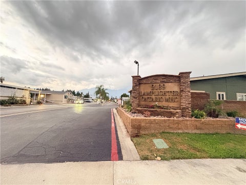 Tiny photo for 185 Fourth, Jurupa Valley, CA 91764 (MLS # PW26233820)