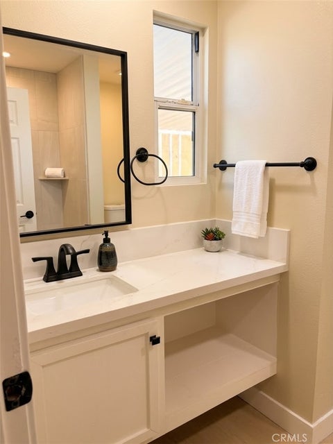 Tiny photo for 185 Fourth, Jurupa Valley, CA 91764 (MLS # PW26233820)