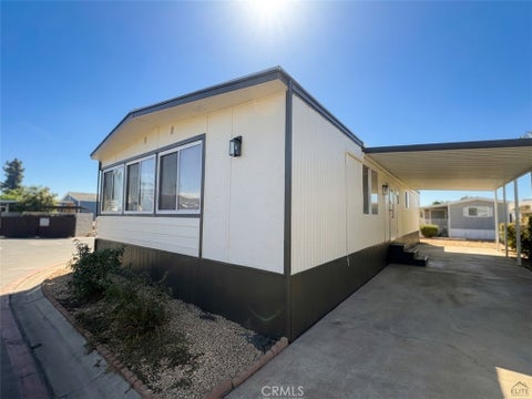 Tiny photo for 185 Fourth, Jurupa Valley, CA 91764 (MLS # PW26233820)
