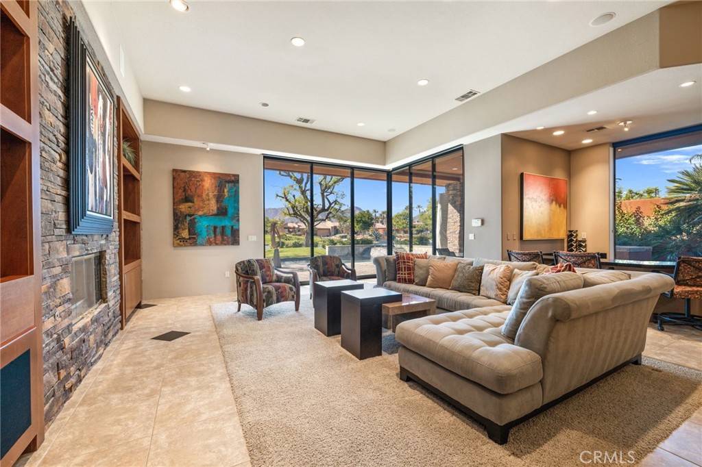 Palmilla (31339) - Residential