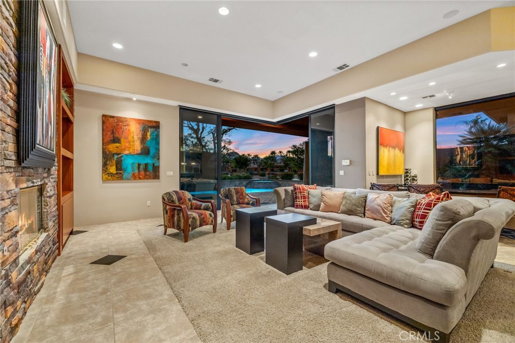 Palmilla (31339) - Residential