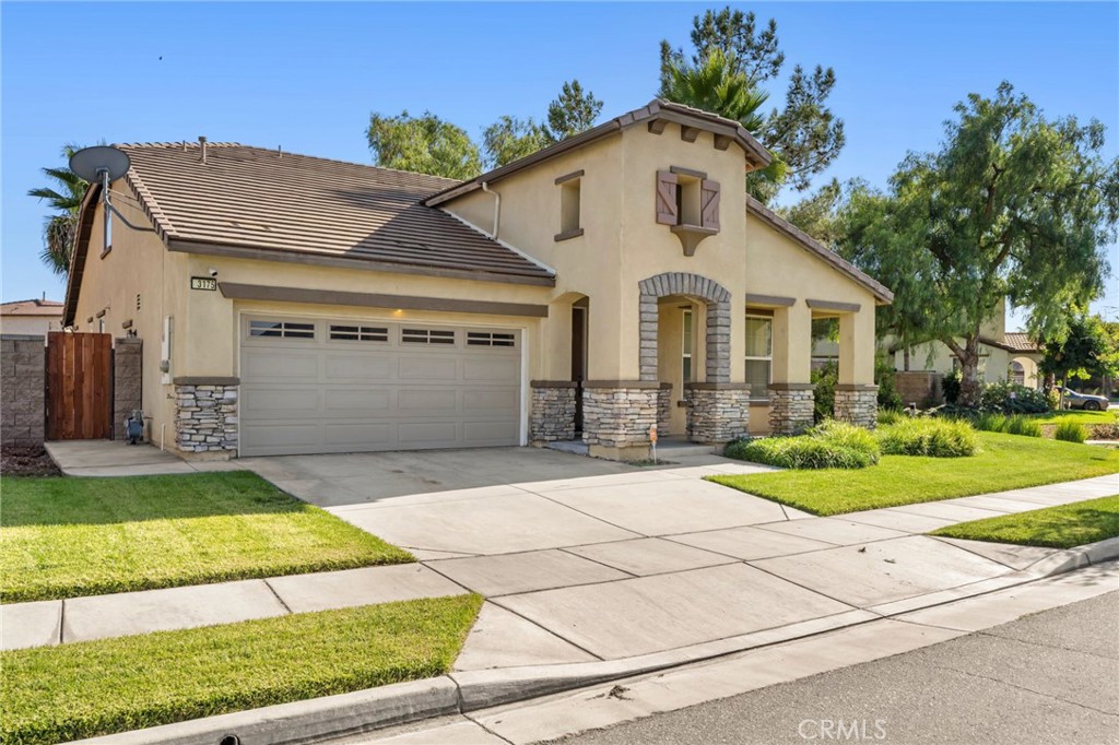 Properties 1 3175 Sand Pine Trail