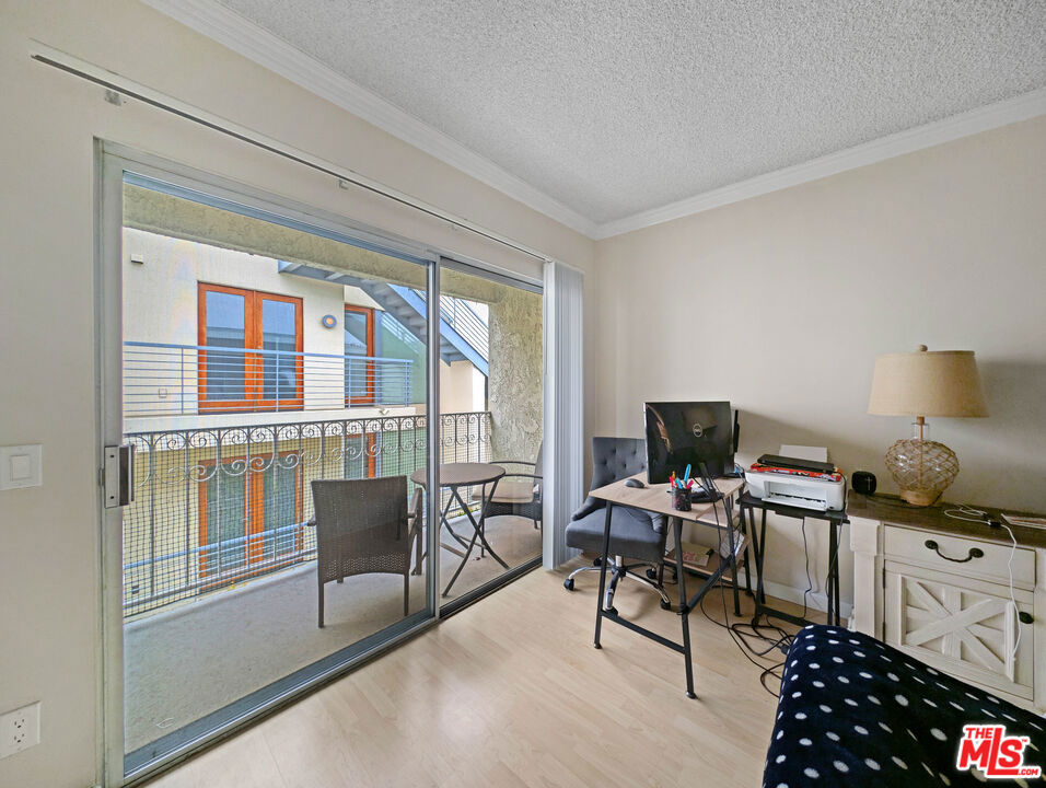 Properties 3 1538 11th Street 8