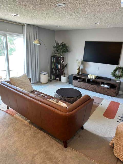 Photo of 725 Auburn Pl Pl, Hayward, CA 94544 (MLS # 41140469)