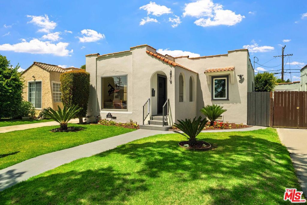 2919 Somerset Drive