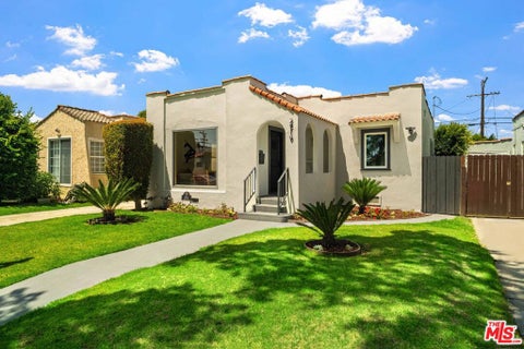 Photo of 2919 Somerset Drive, Los Angeles, CA 90016 (MLS # 26842411)