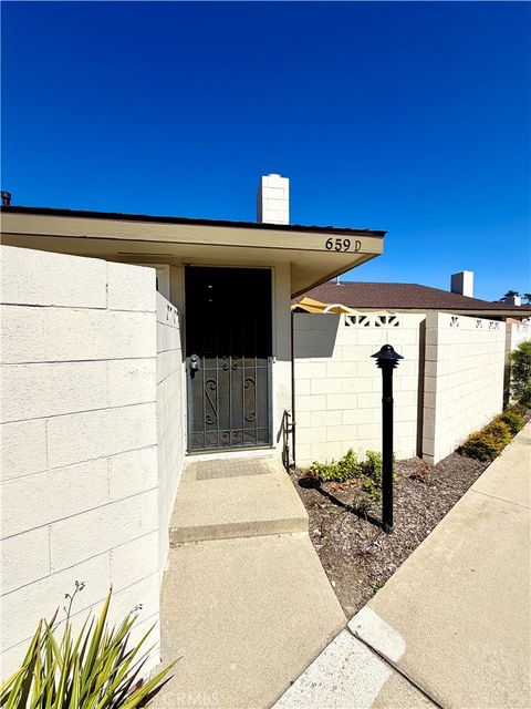 Photo of 659 S Indian Hill Blvd, Claremont, CA 91711 (MLS # CV26065501)
