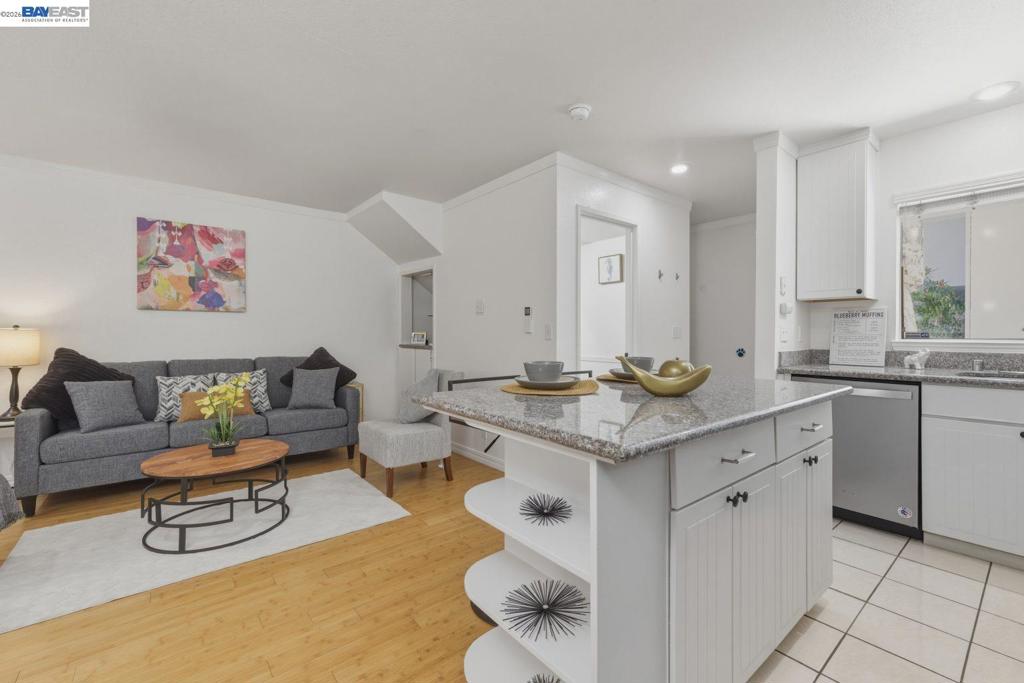 20153 Forest Ave 9