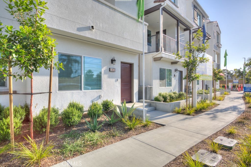 11454 Artesia