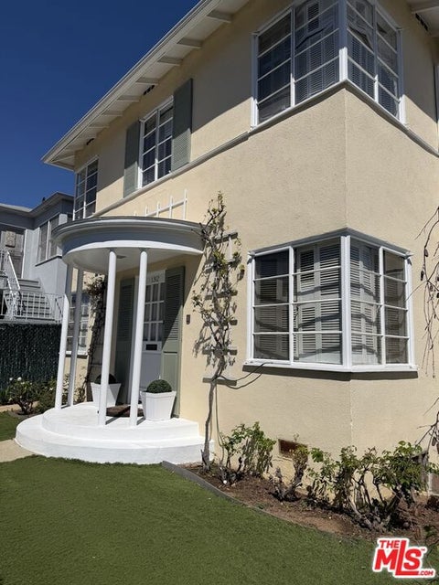 Photo of 1312 1314 Devon Avenue #1314, Los Angeles, CA 90024 (MLS # 26857285)