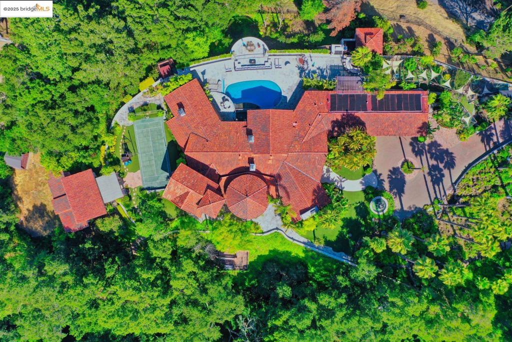 HAPPY VALLEY - Residential