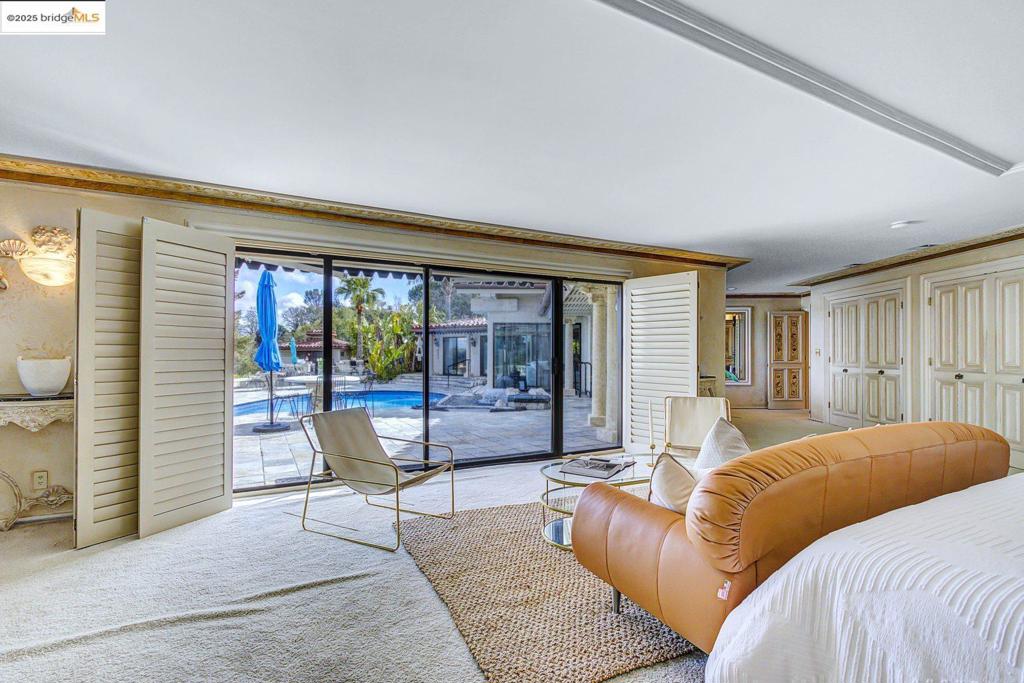 HAPPY VALLEY - Residential