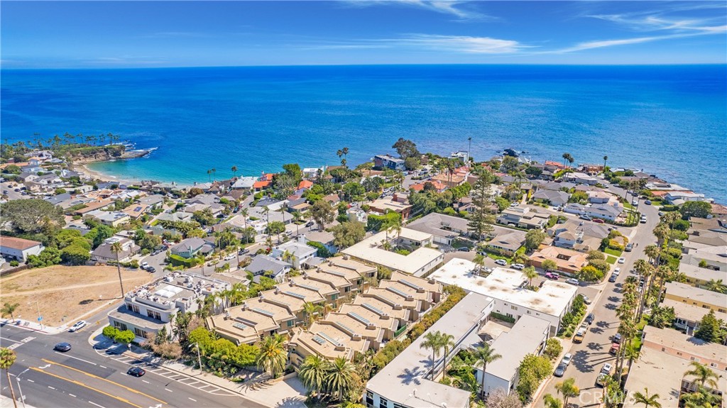1565 N Coast 5