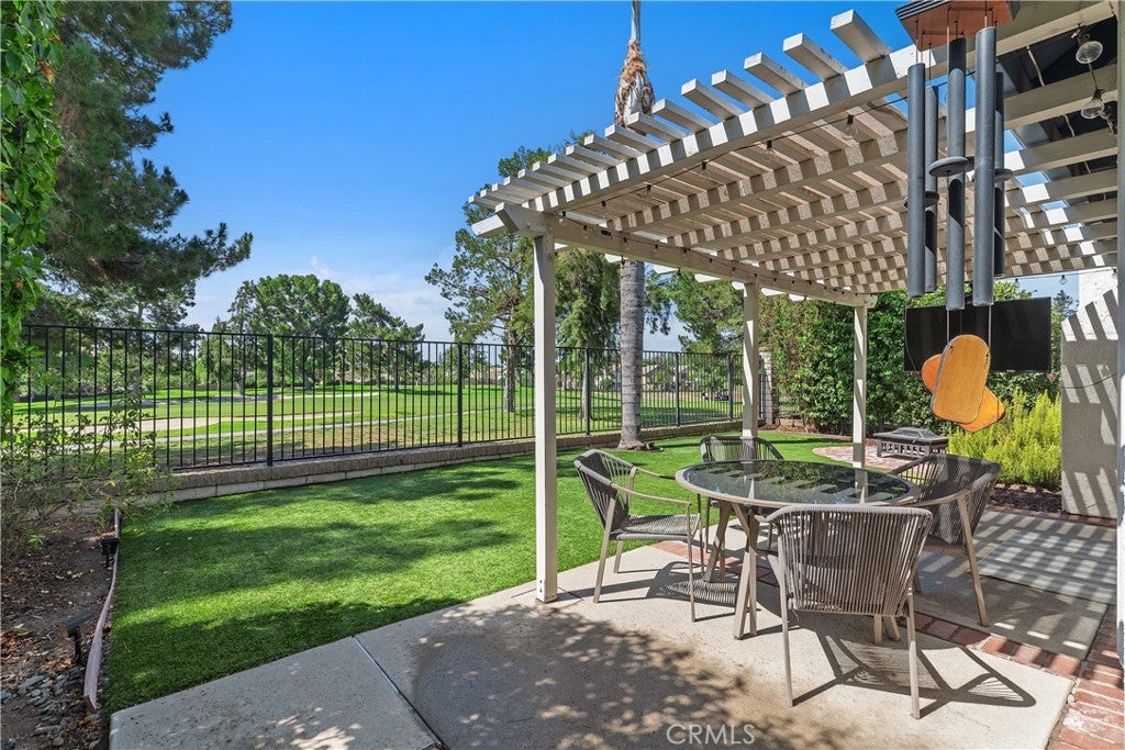 1036 Henrietta Circle