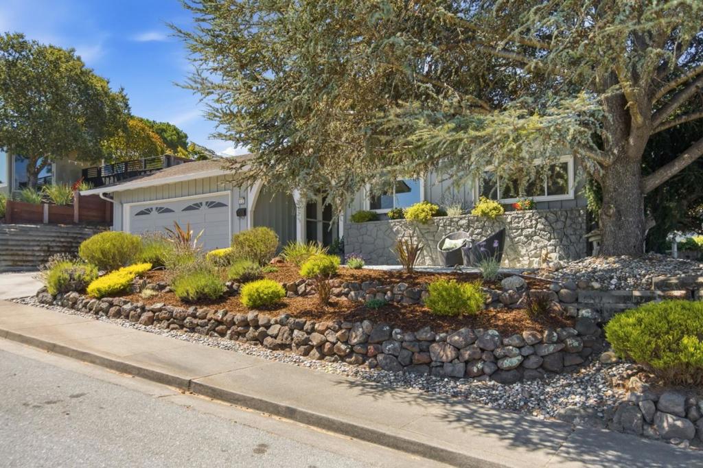 13 Del Rey Court, San Carlos CA 94070