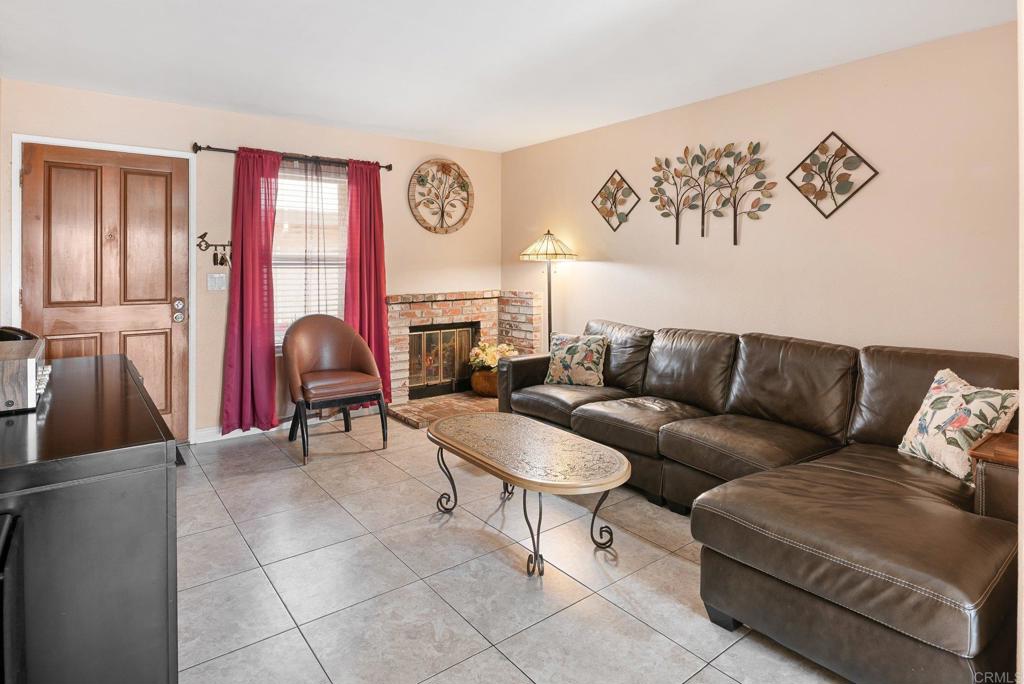 1324 Villa Tempra Drive