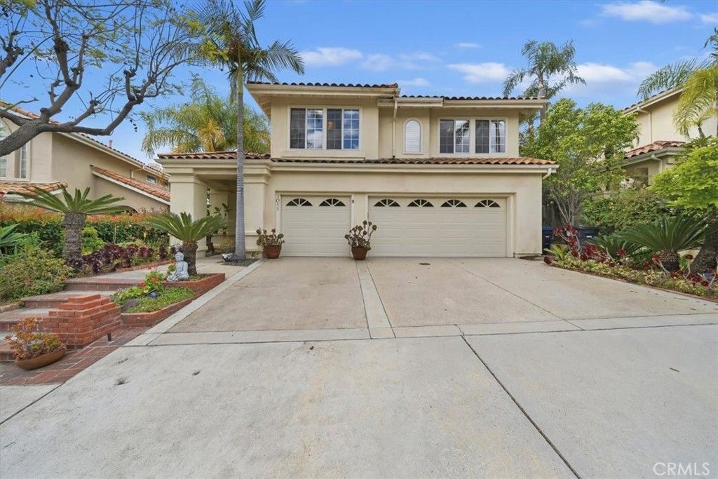 Photo of 1011 Calle Azul, Glendale, CA 91208 (MLS # AR26081206)