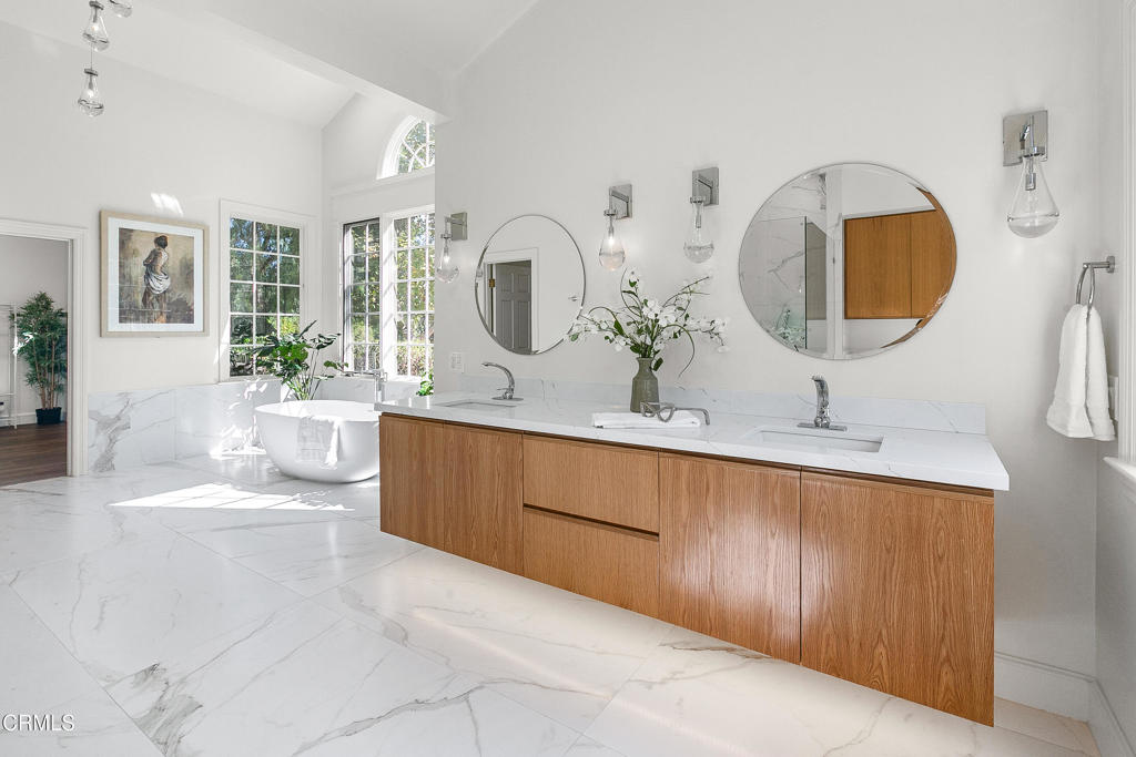 Lexington Hills - 288008 - Residential