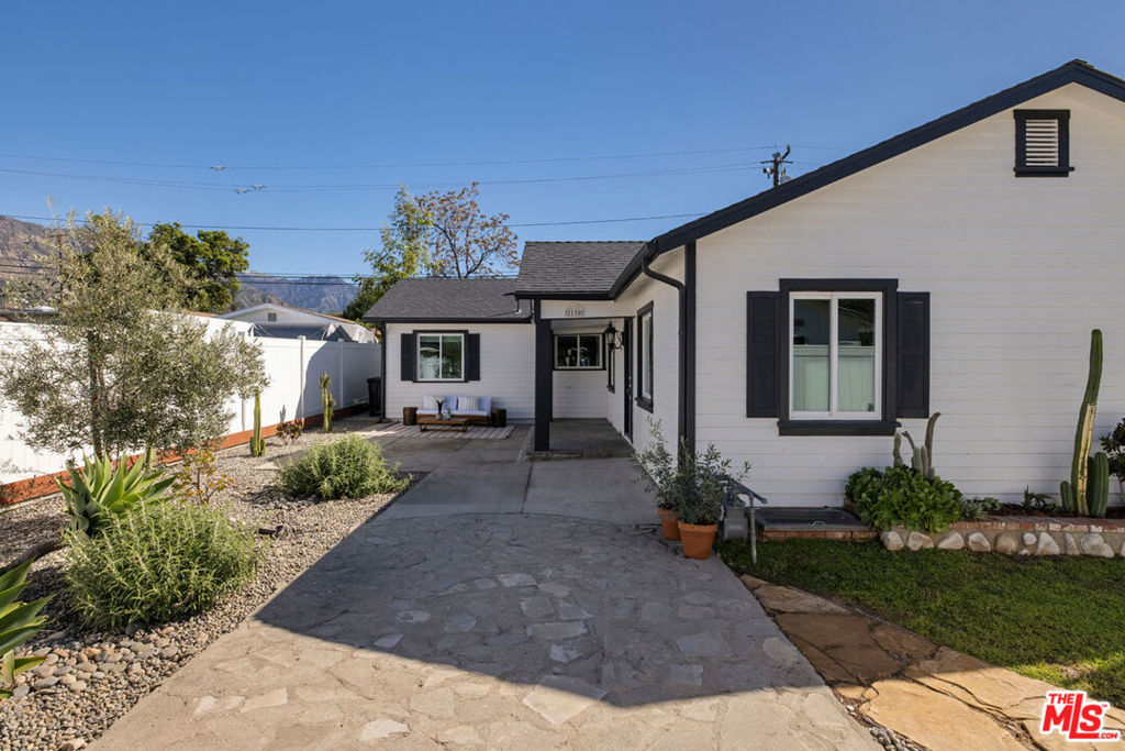 2130 El Sereno Avenue