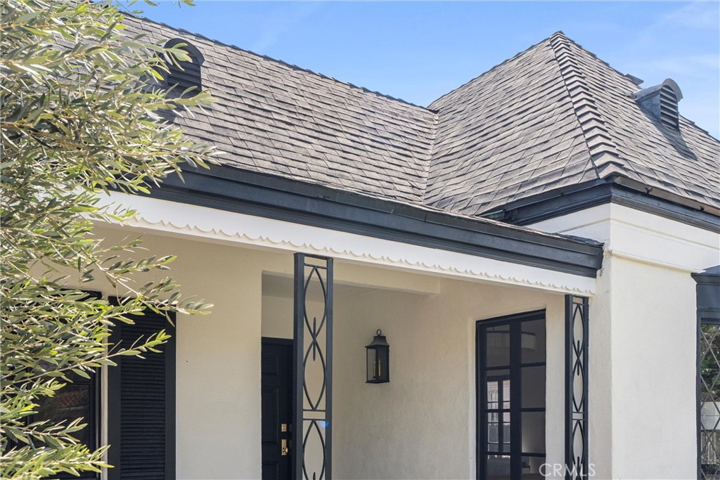 158 S Formosa Avenue