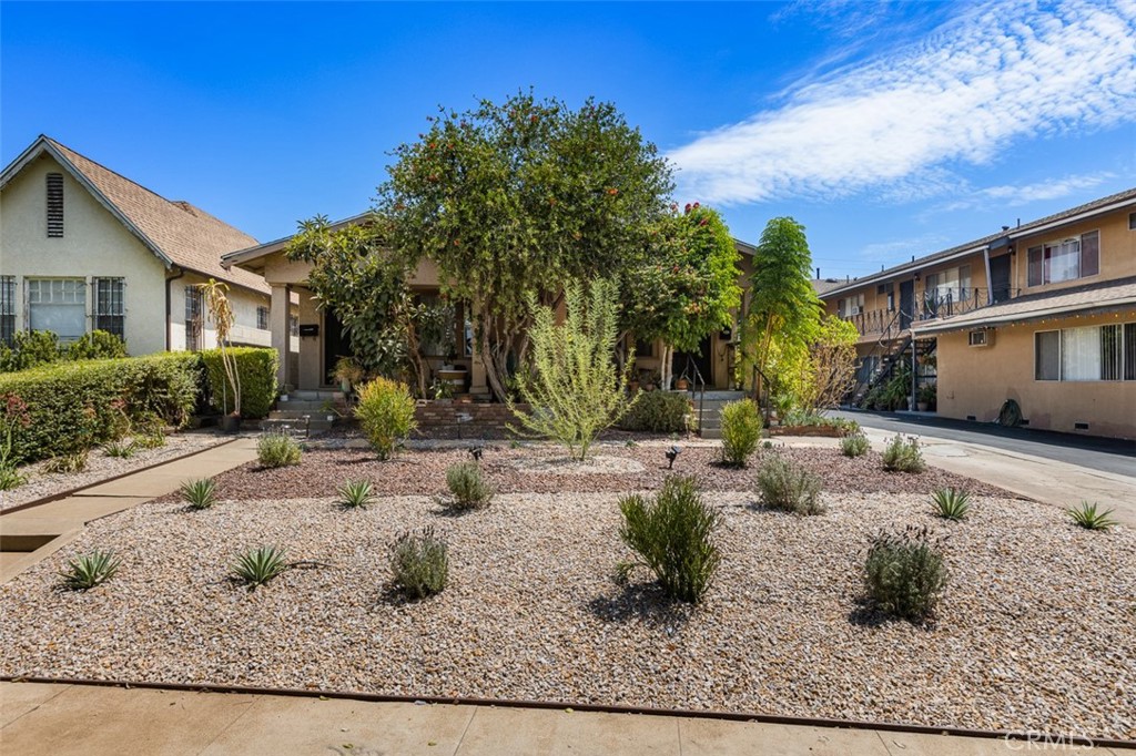 312 N Primrose Avenue