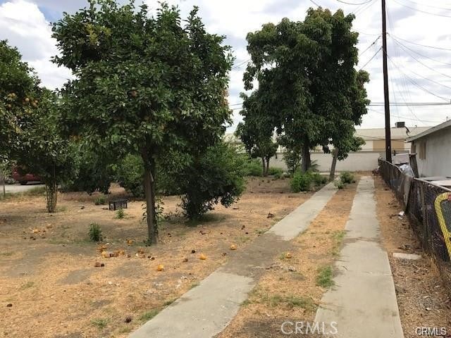 2514 Sastre Avenue