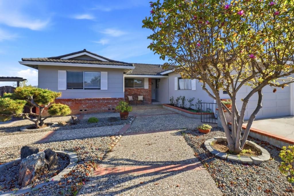 Photo of 5717 Condor Circle, San Jose, CA 95118 (MLS # ML82038617)