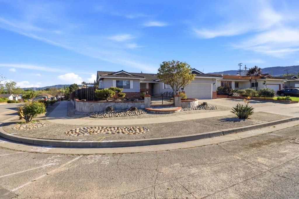 Photo of 5717 Condor Circle, San Jose, CA 95118 (MLS # ML82038617)