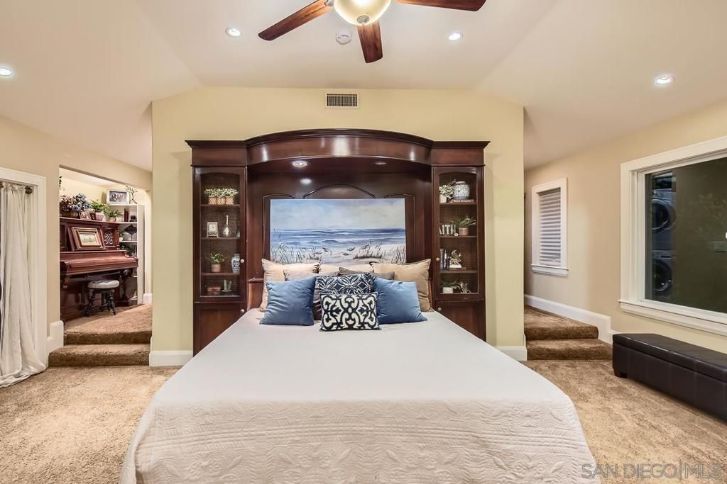 listing image 130724836276060557651