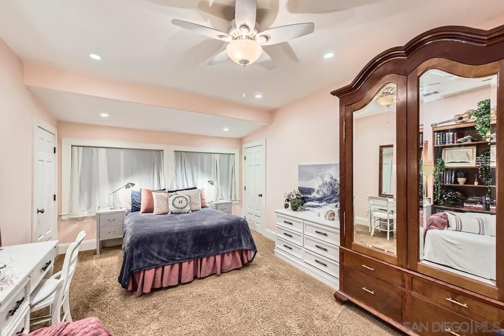 listing image 130723224443497274663