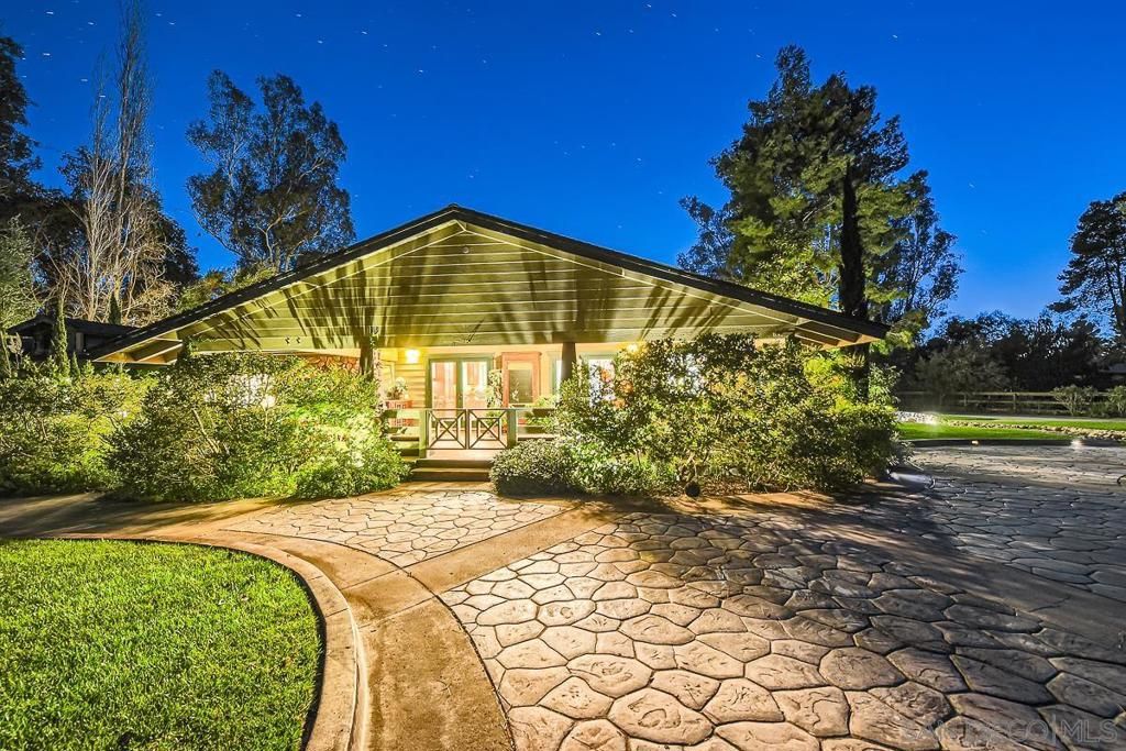 listing image 130724012685955846755