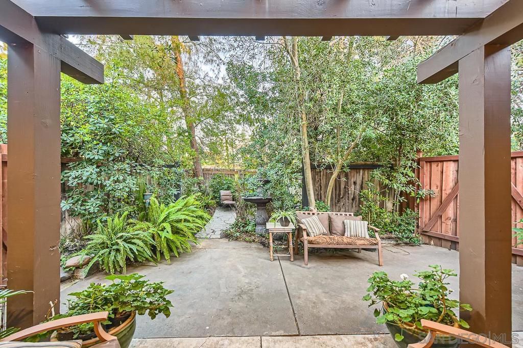 listing image 130728425016990381180