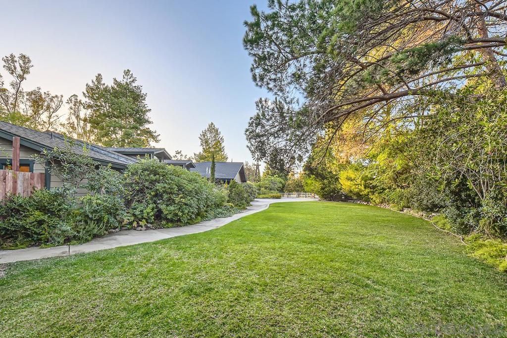 listing image 130723422069286227622