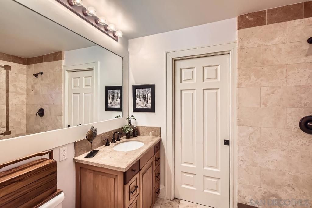 listing image 130726001805304618172