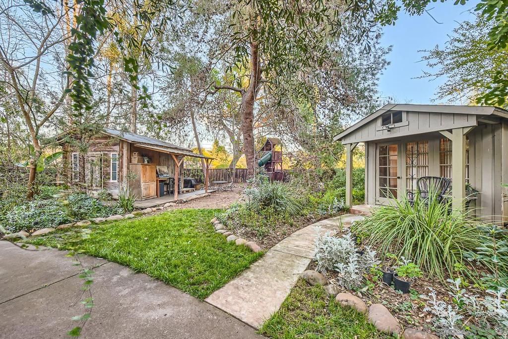 listing image 130722823511365183002