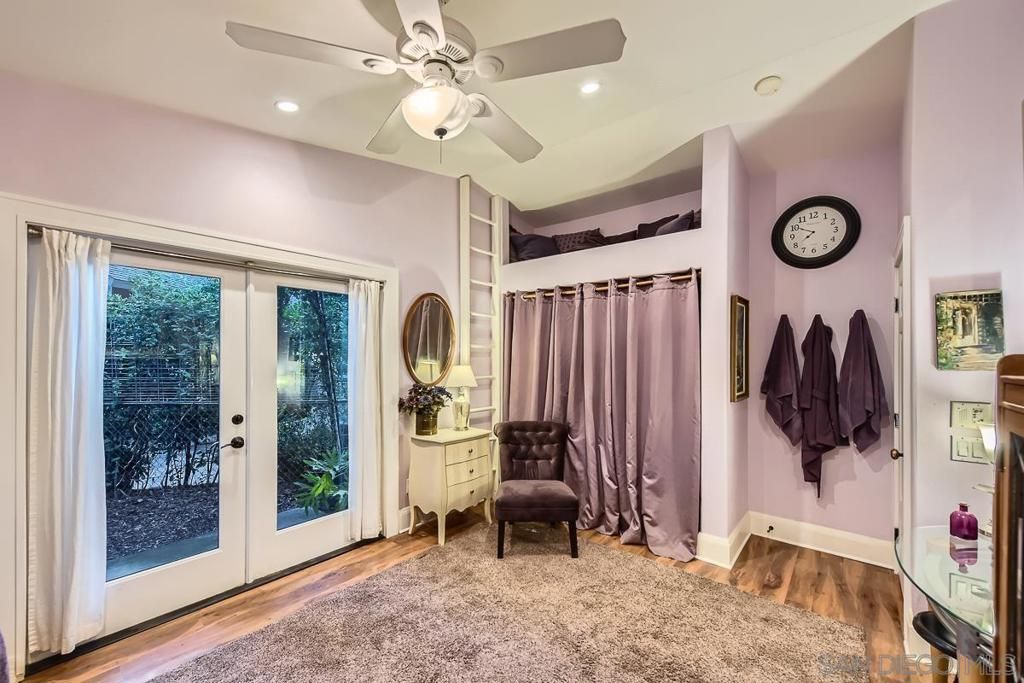 listing image 130724876996365939931