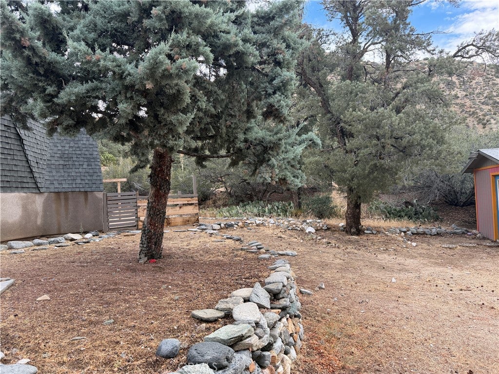 1486 Desert Front
