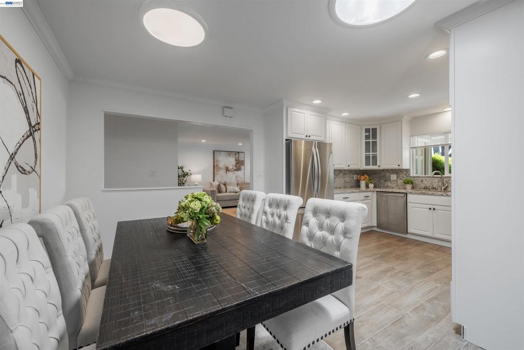 2449 Almaden Blvd