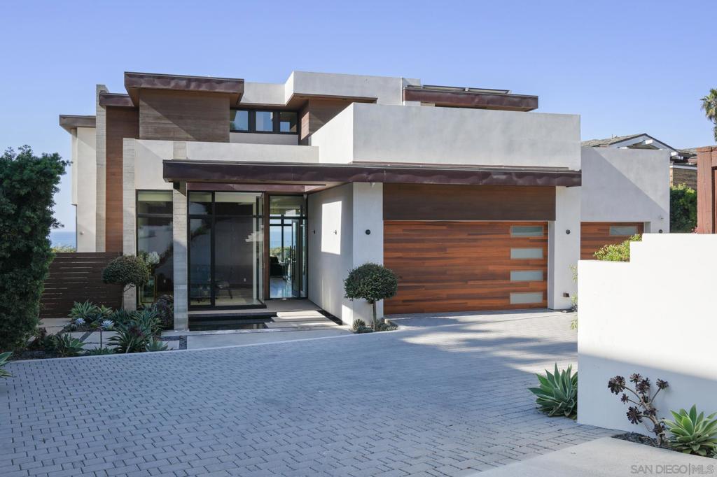 516 Stratford Court